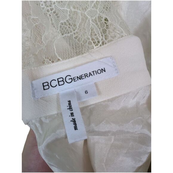 BCBG Generation dress white mini lace deep v sleeveless 6 - Picture 6 of 7